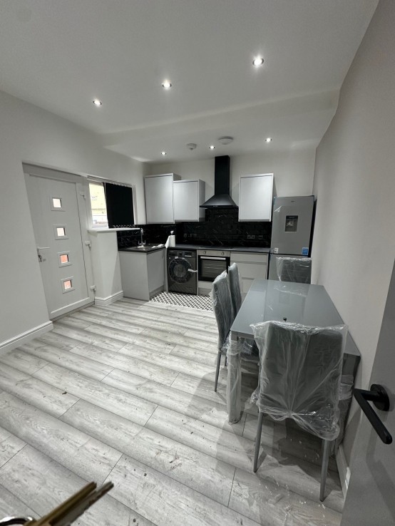 Images for Dickenson Road Manchester EAID:1234 BID:1234