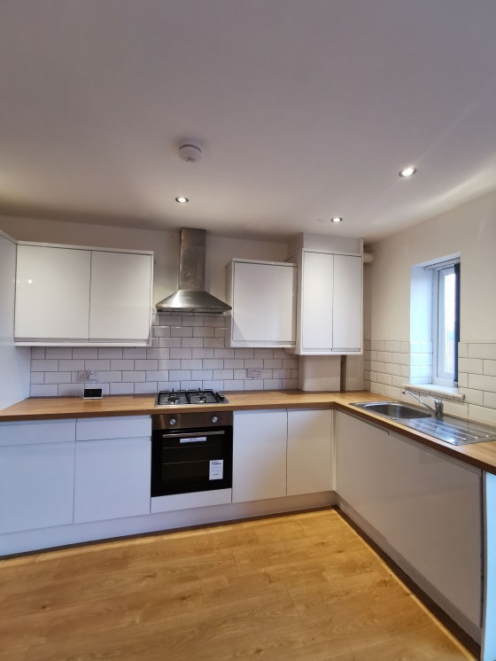 View Full Details for Flat 4, 30 Platt Lane, Manchester , M14