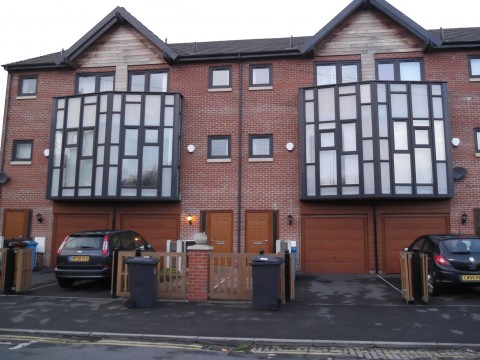 Dryden Street, Manchester, M13 - EAID:1234, BID:1234